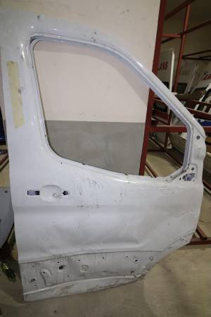 FORD CUSTOM 300 L 155 PS ÇIKMA PARÇA TRANSİT 2013-2018 SAĞ ÖN KAPI